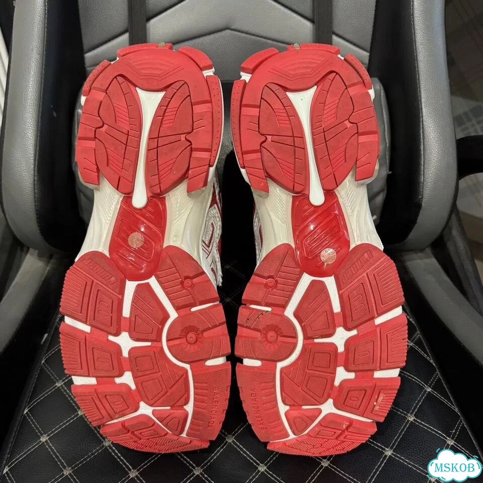 Balenciaga runner фото 3