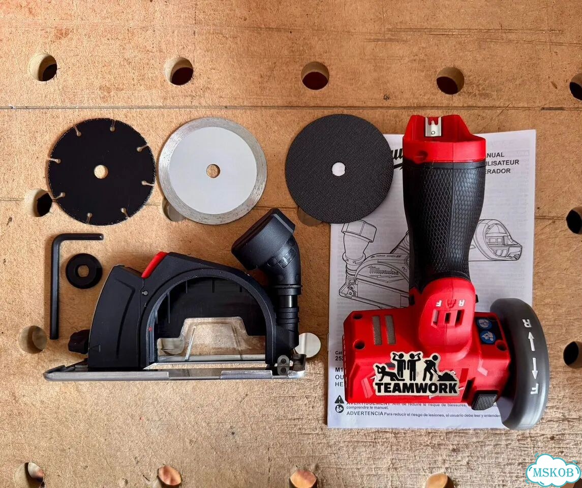 Отрезная машина Milwaukee M12 Fuel 2522-20 фото 3