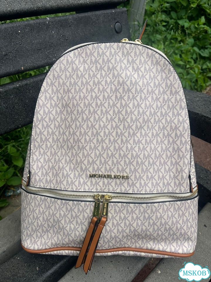 Michael kors рюкзак бежевый фото 7