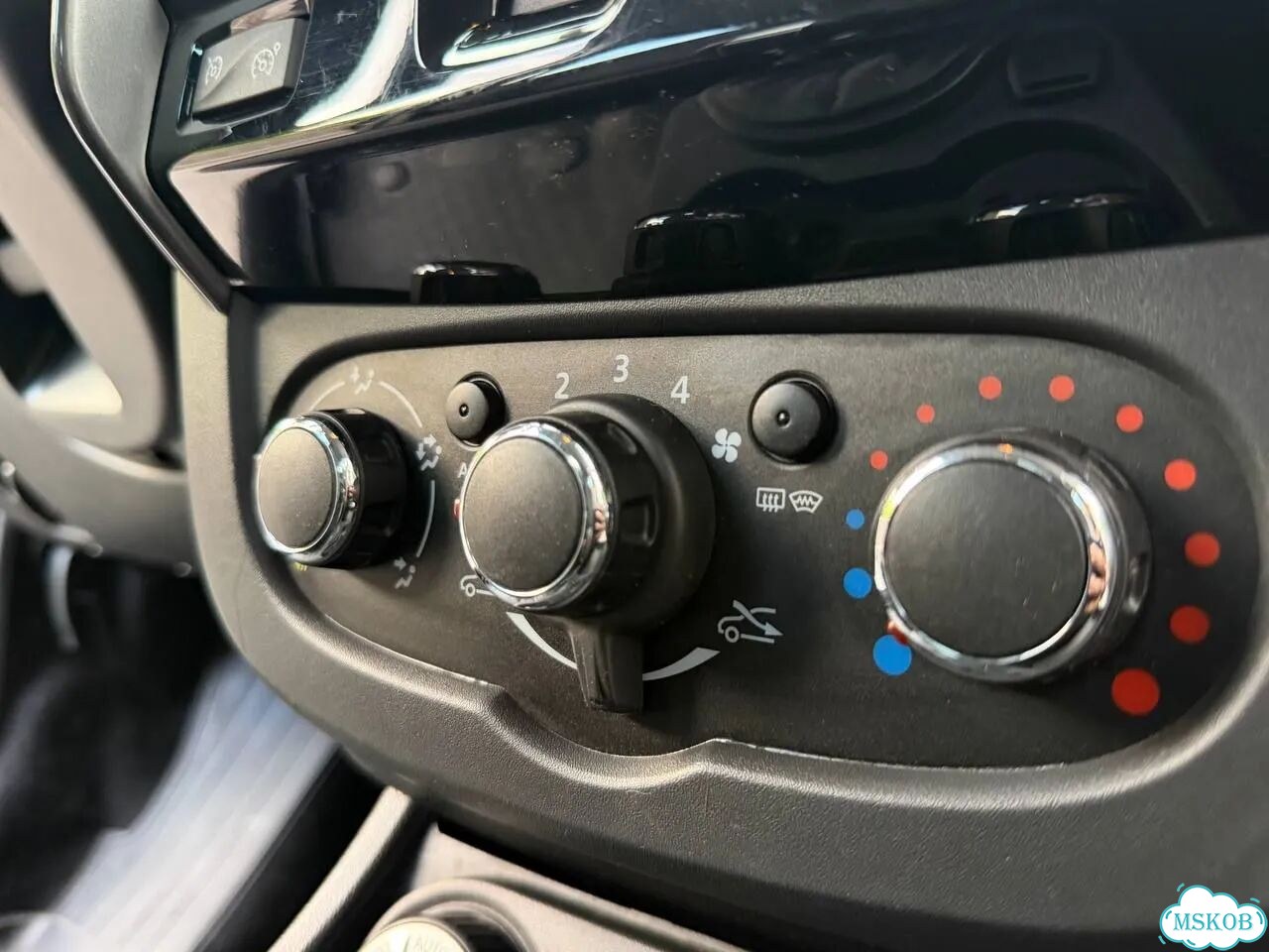 Renault Duster 2.0 AT, 2017, 71 000 км фото 12
