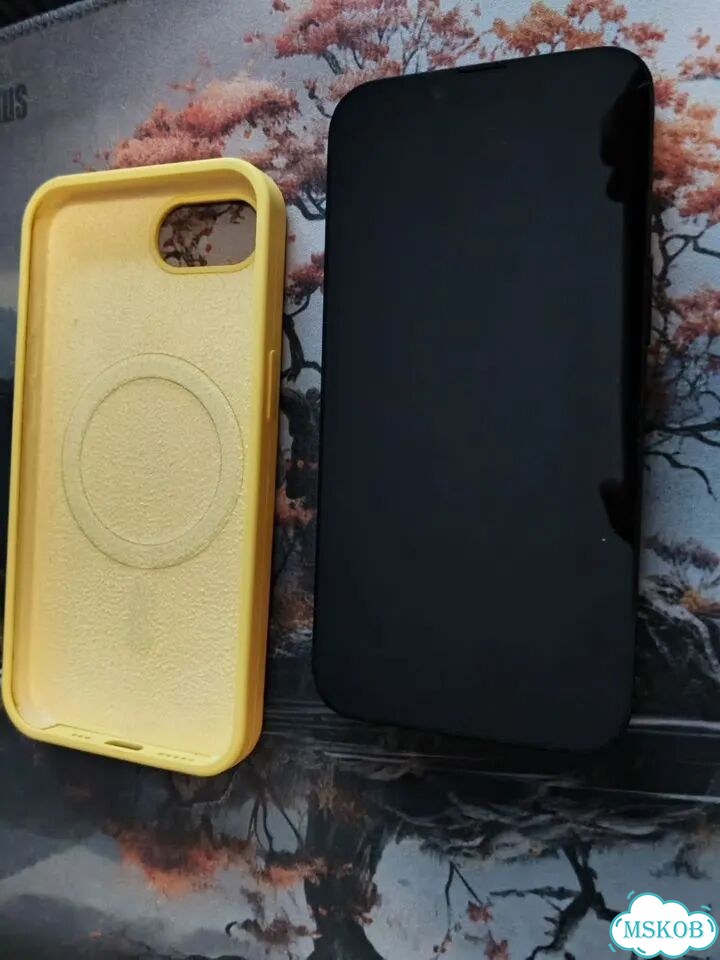 iPhone 16e, 128 ГБ, SIM + eSIM фото 2
