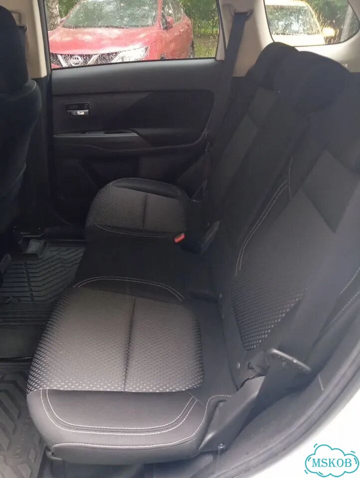 Mitsubishi Outlander 2.0 CVT, 2021, битый, 139 359 км фото 6