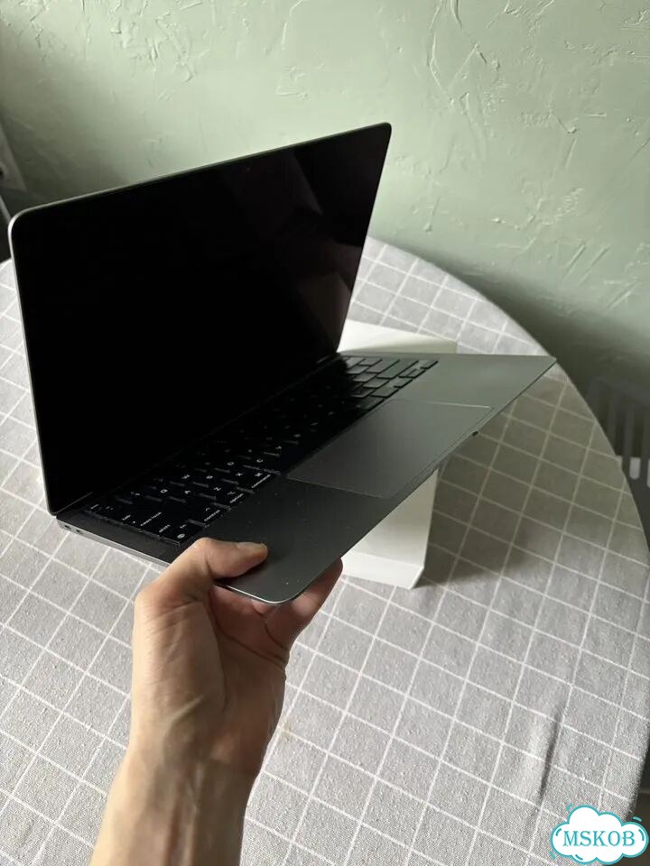 Apple Macbook Air 13 2020 M1 8gb 256 фото 10