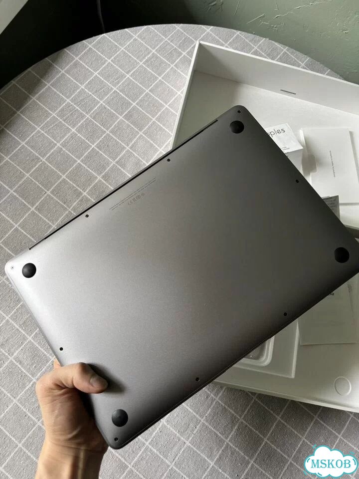 Apple Macbook Air 13 2020 M1 8gb 256 фото 7