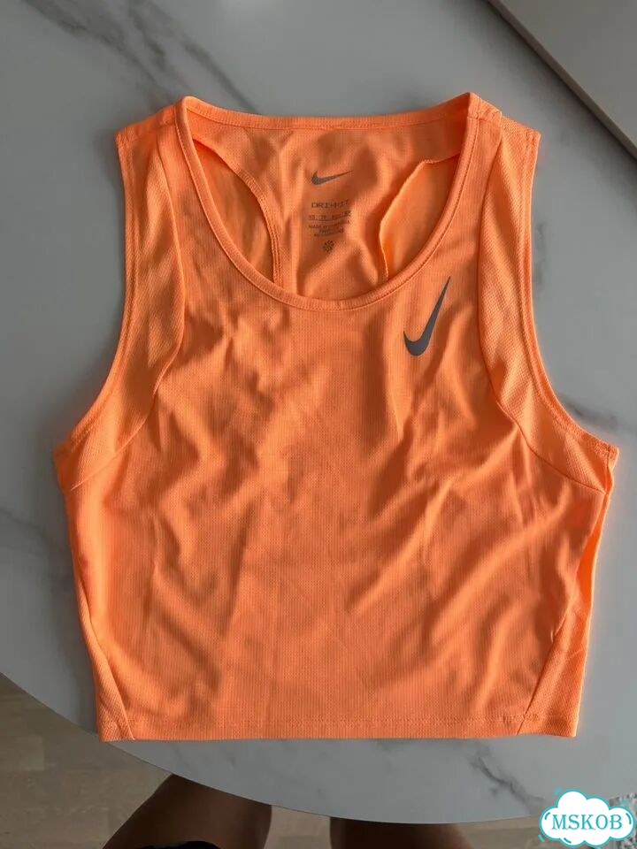 Укороченная майка Nike фото 1