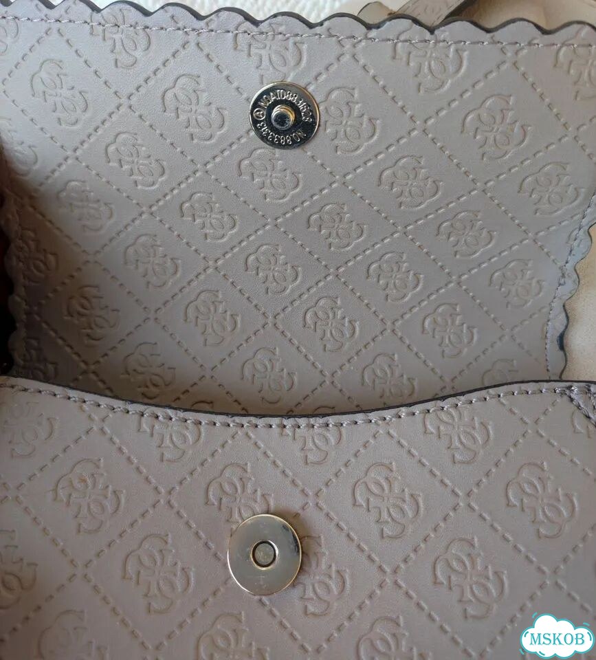 Сумка кросс боди guess фото 6