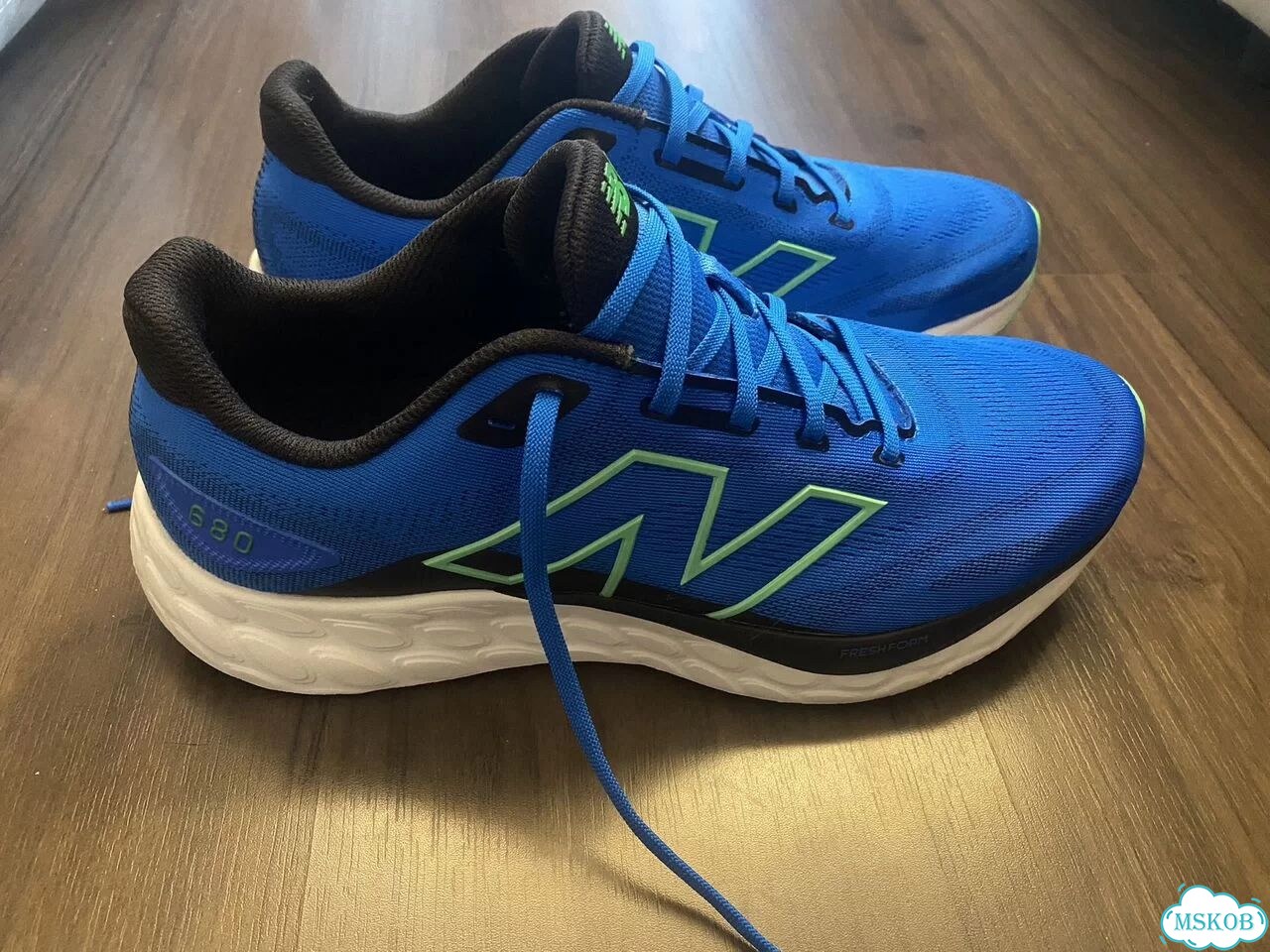 Беговые кроссовки New Balance 680 фото 1