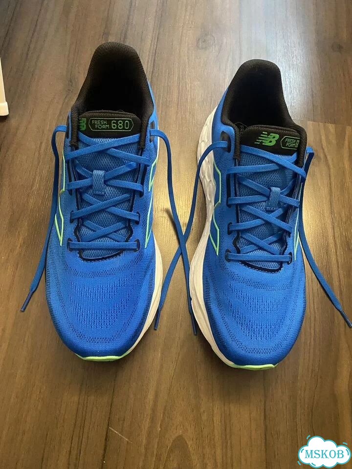 Беговые кроссовки New Balance 680 фото 2
