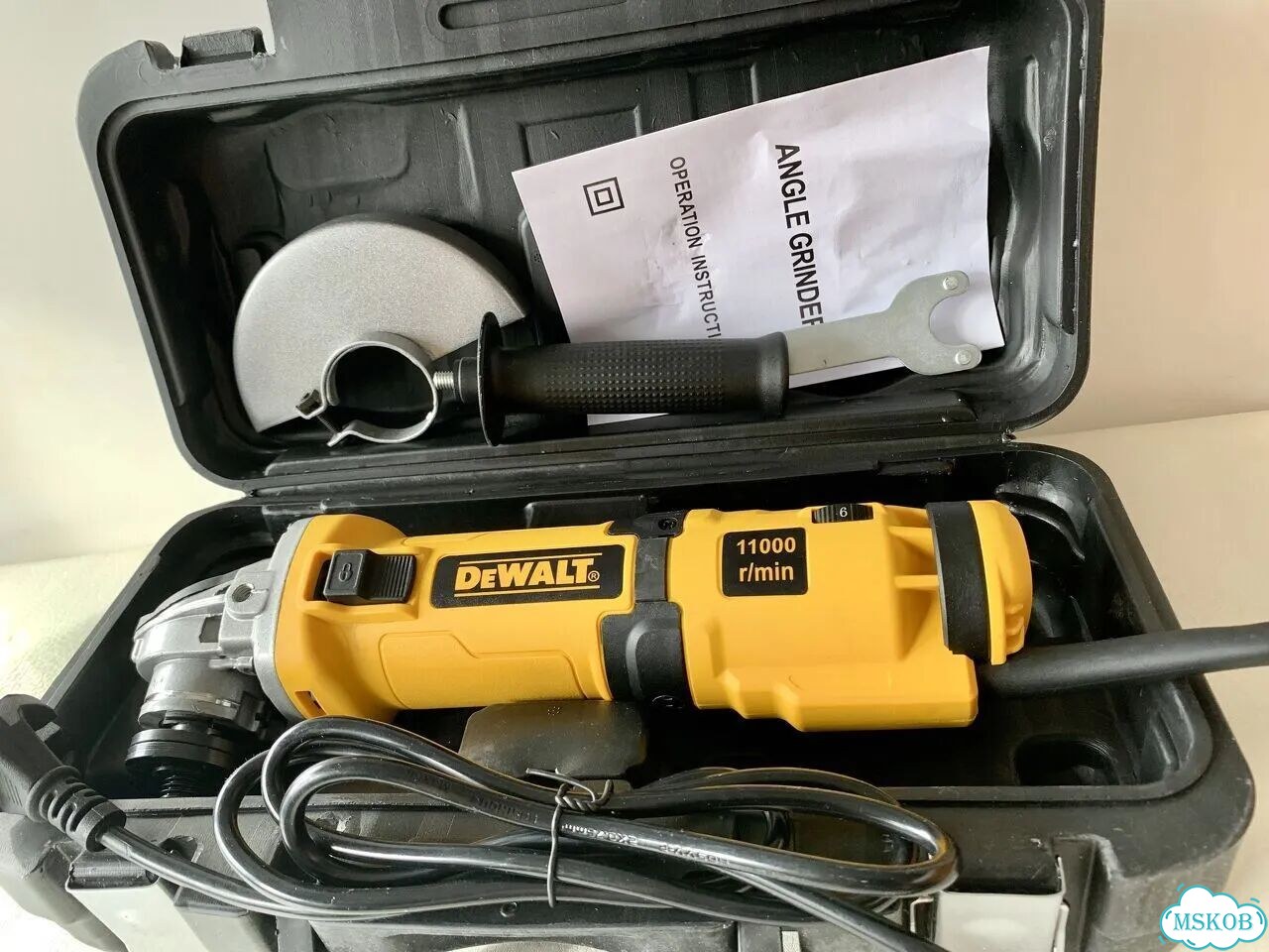 Ушм болгарка Dewalt с регулировкой скорости в кейс фото 2