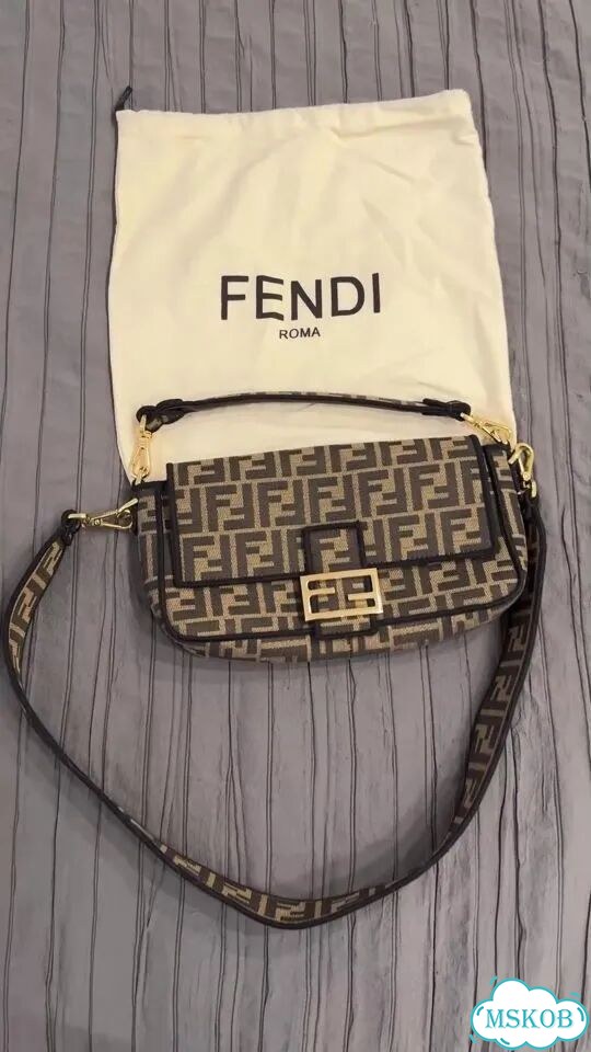Сумка Fendi baguette, канва и натур. Кожа фото 1