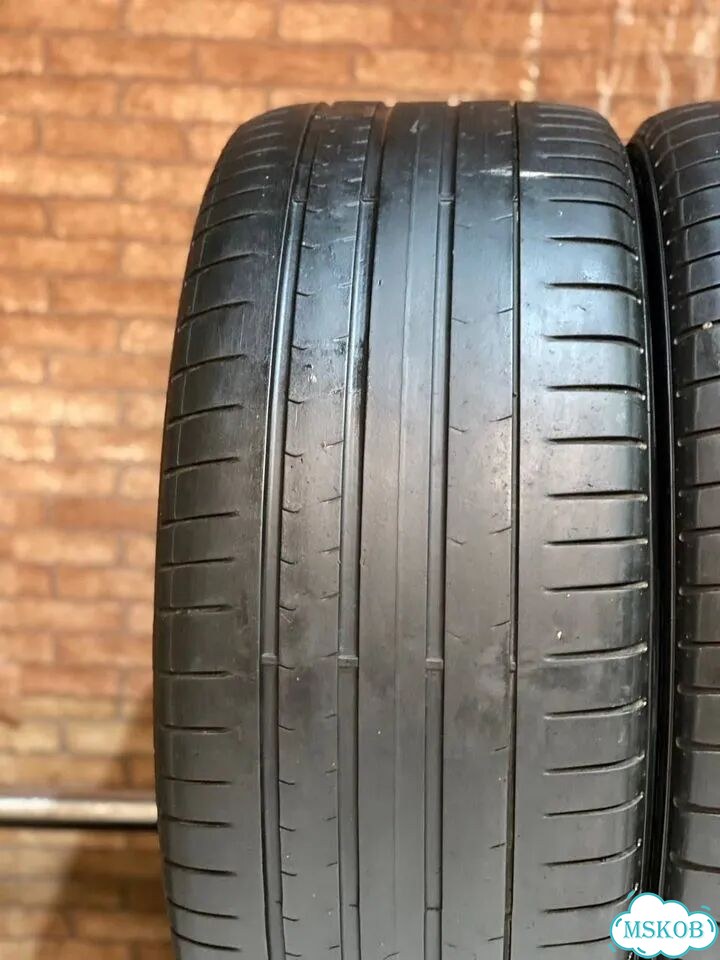 Pirelli P Zero PZ4 255/35 R19 фото 2
