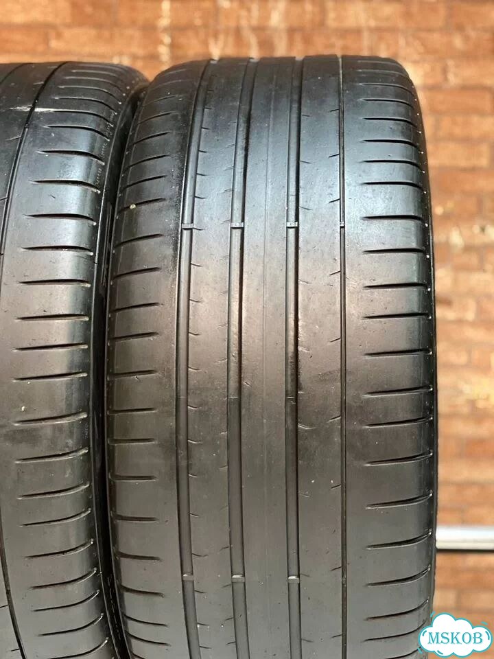 Pirelli P Zero PZ4 255/35 R19 фото 3