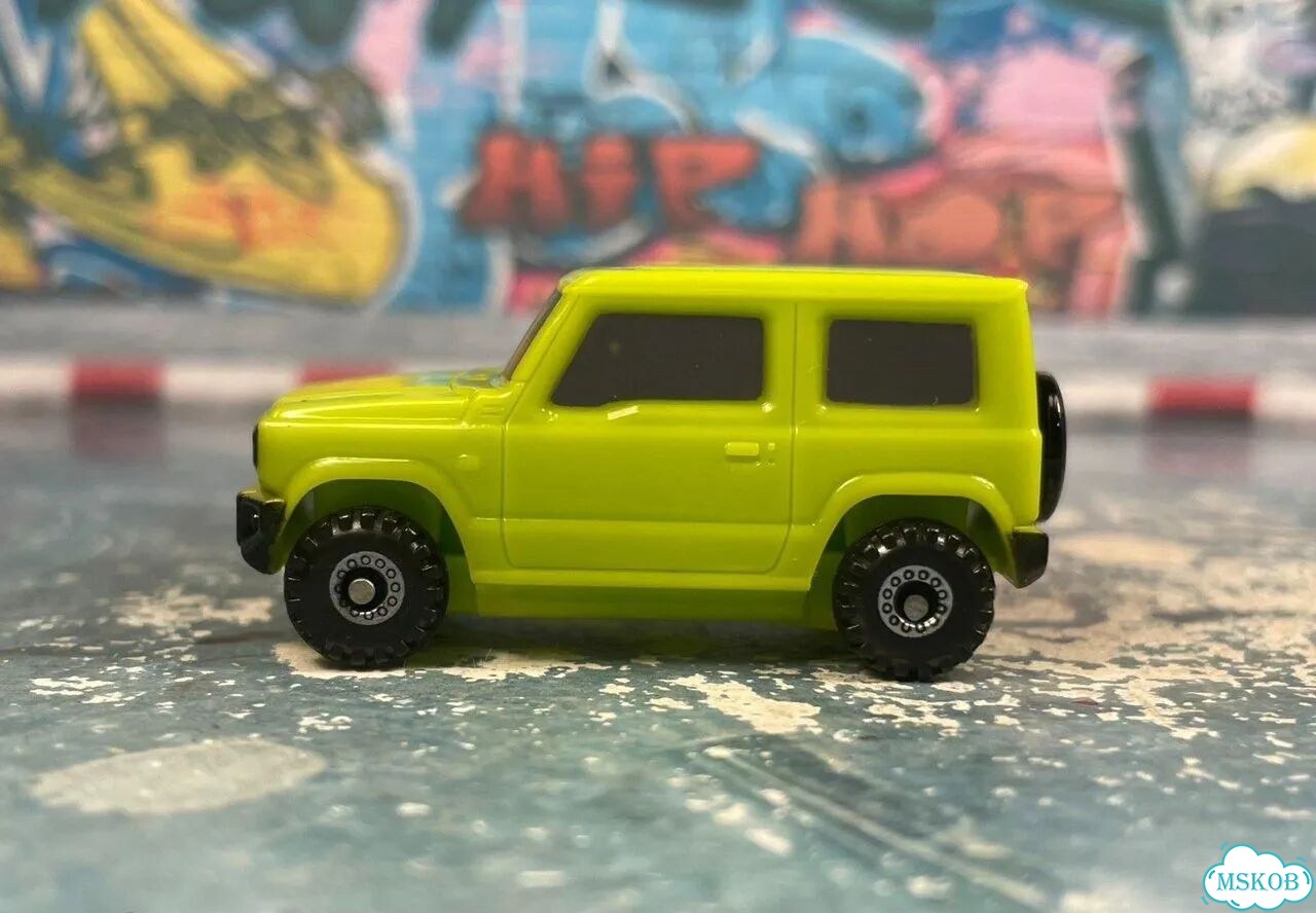 Suzuki jimny 1/80 tomica Vietnam фото 3
