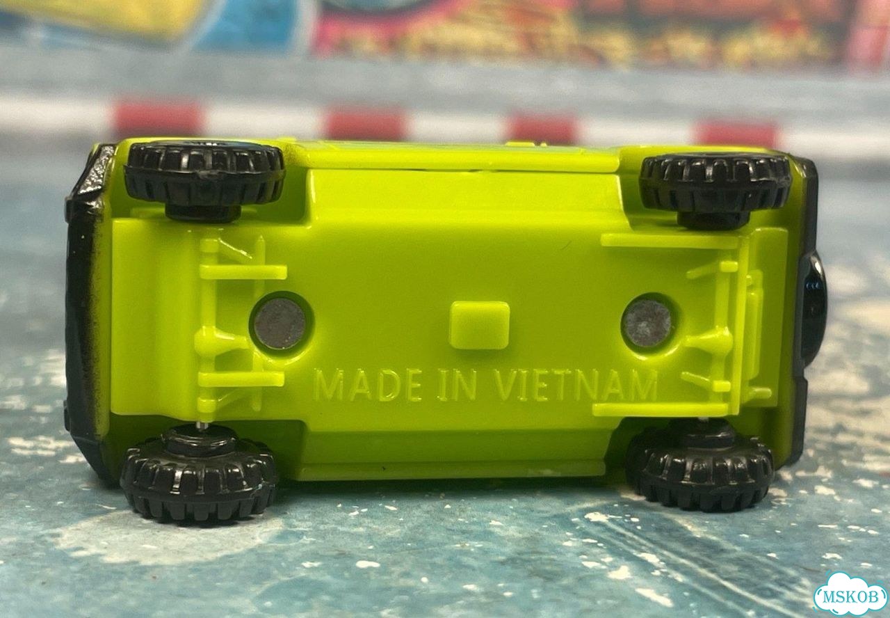 Suzuki jimny 1/80 tomica Vietnam фото 8
