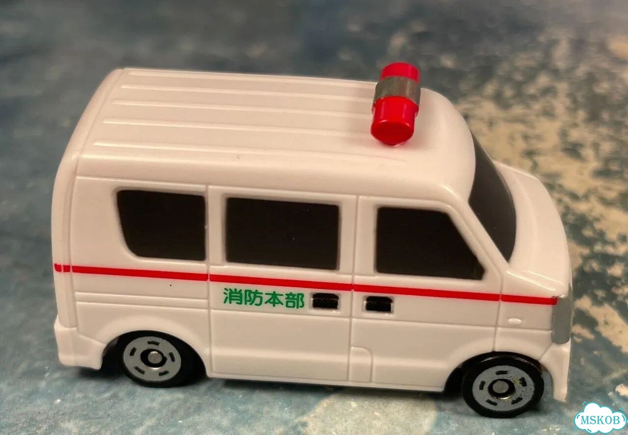 Suzuki every скорая помощь 1/80 tomica Vietnam фото 4
