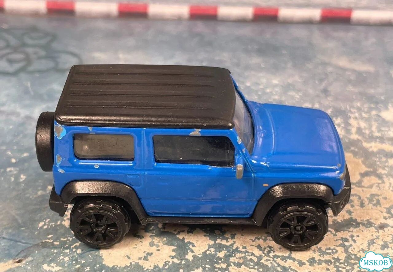 Suzuki jimny 1/53 majorette Thailand фото 4