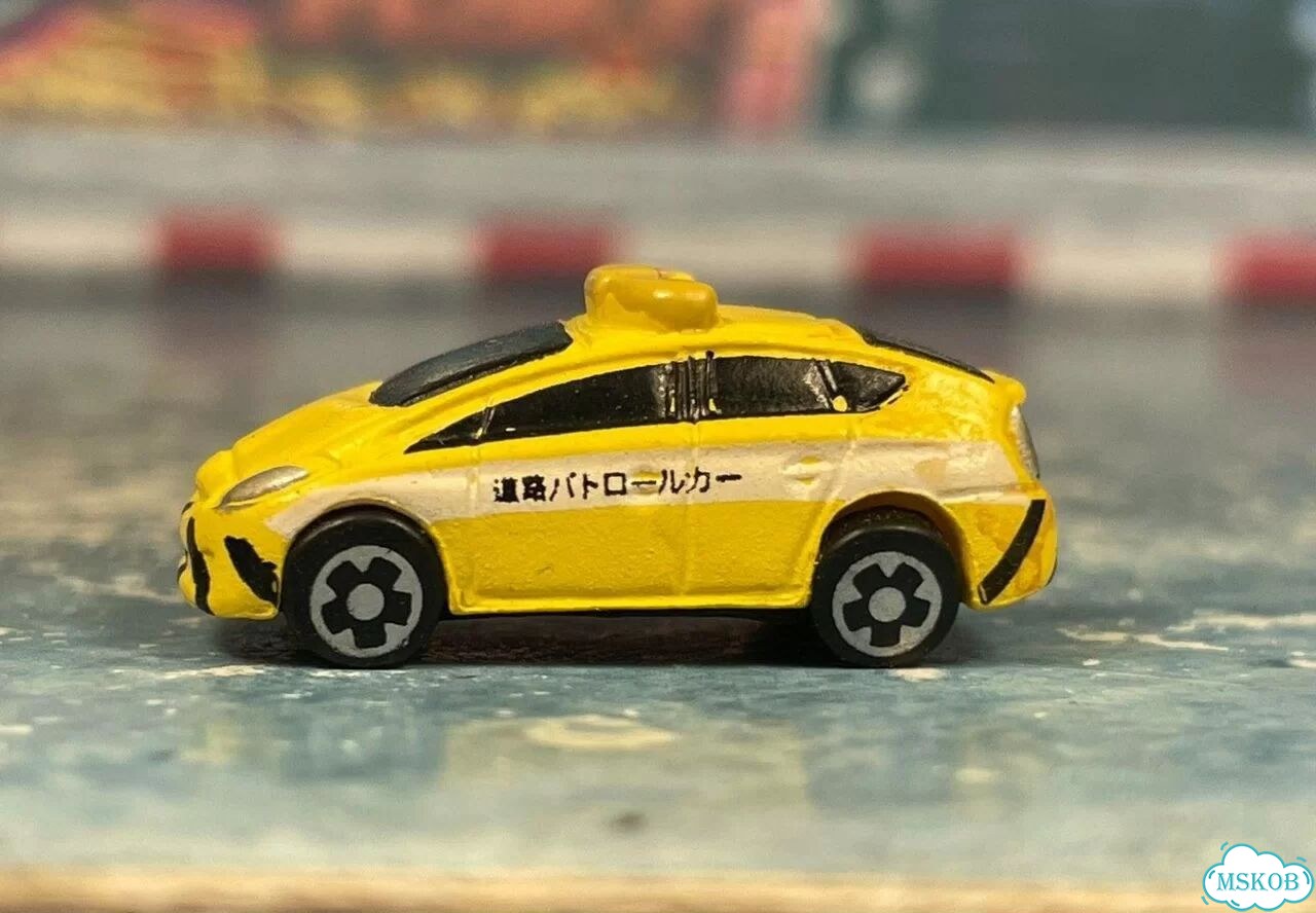 Toyota Prius 1/200 резина china фото 3