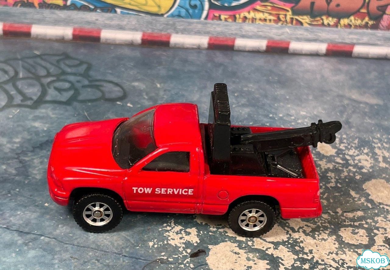 Dodge Dakota 1/60 maisto china фото 7