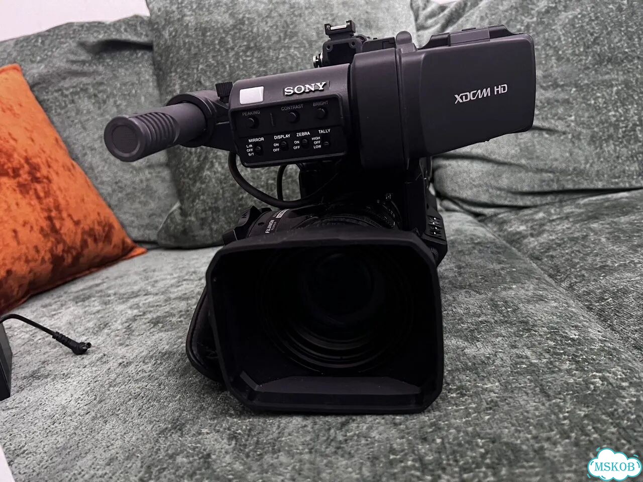 Цифровая камера Sony PMW 350 фото 3
