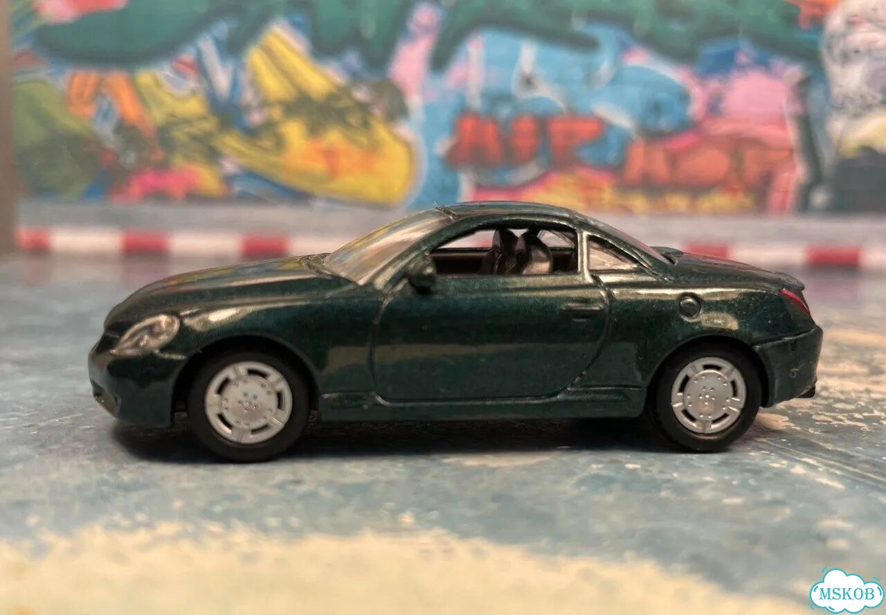 Toyota soarer 1/72 Suntory china фото 3