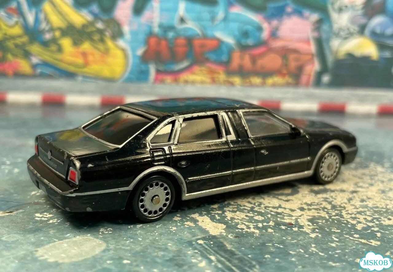 Nissan President long 1/64 Suntory Boss china фото 2