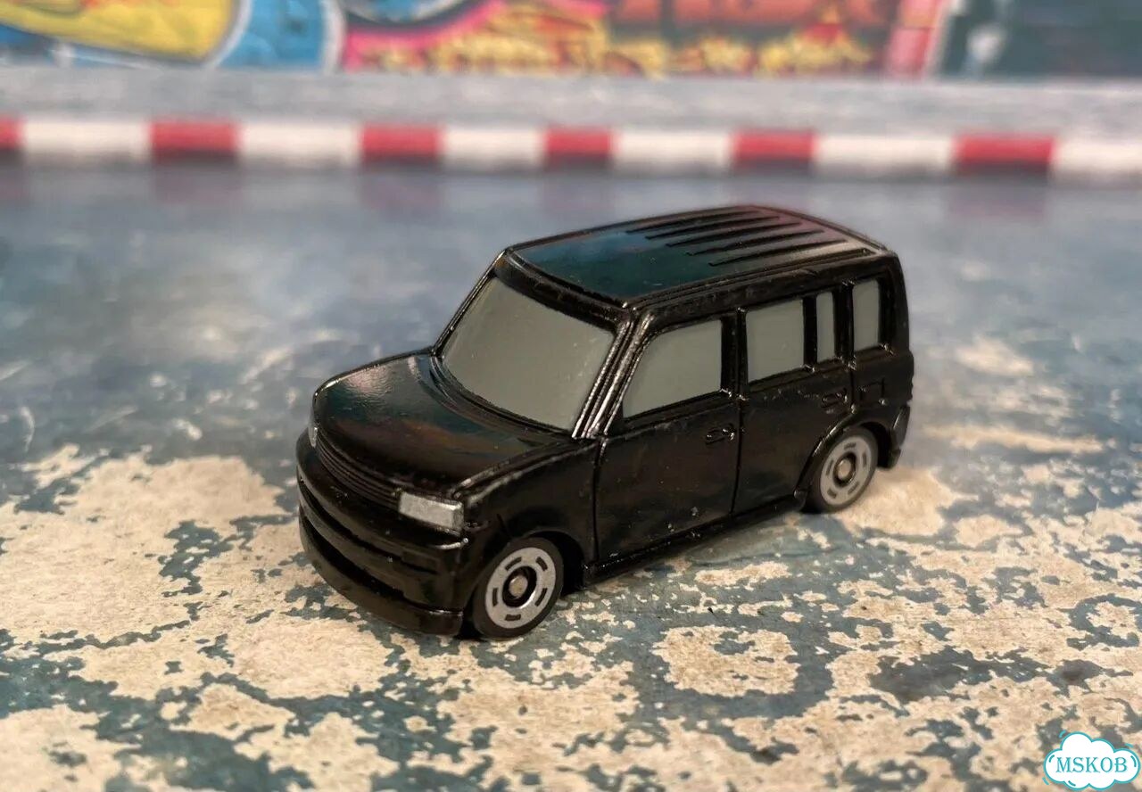 Toyota bb 1/100 tomica china фото 1