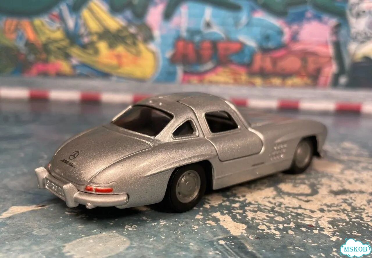 Mercedes Bens 300 sl 1/55 siku china фото 2