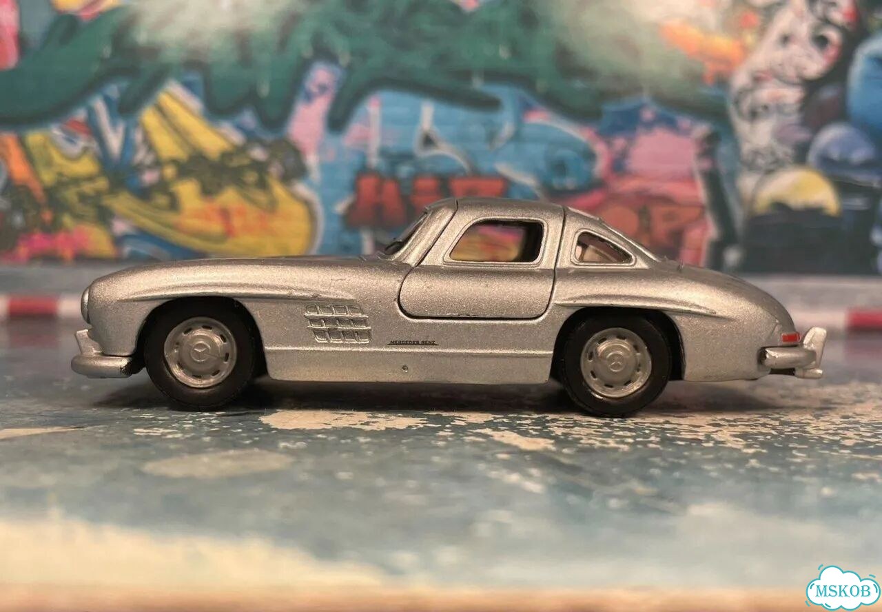 Mercedes Bens 300 sl 1/55 siku china фото 3