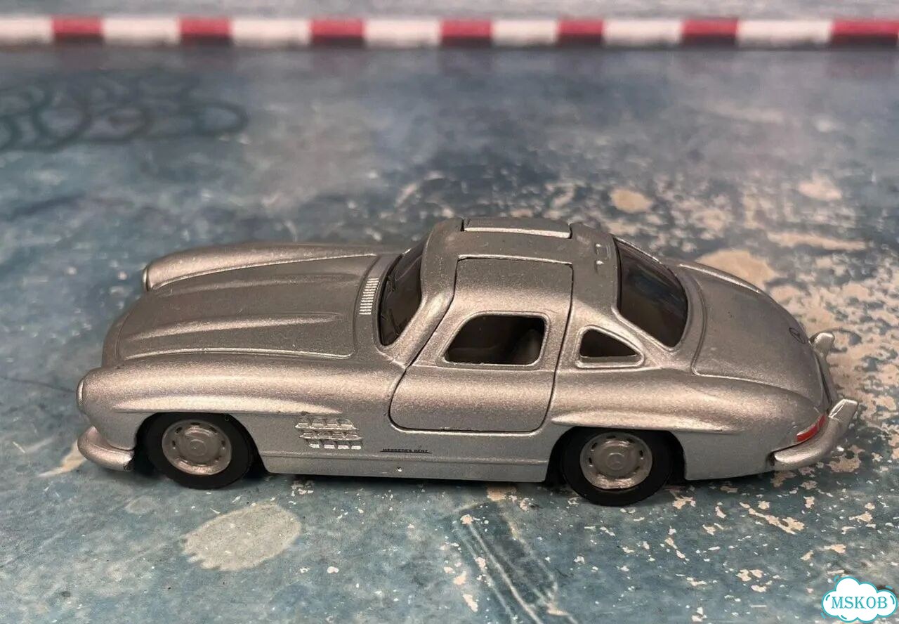 Mercedes Bens 300 sl 1/55 siku china фото 7