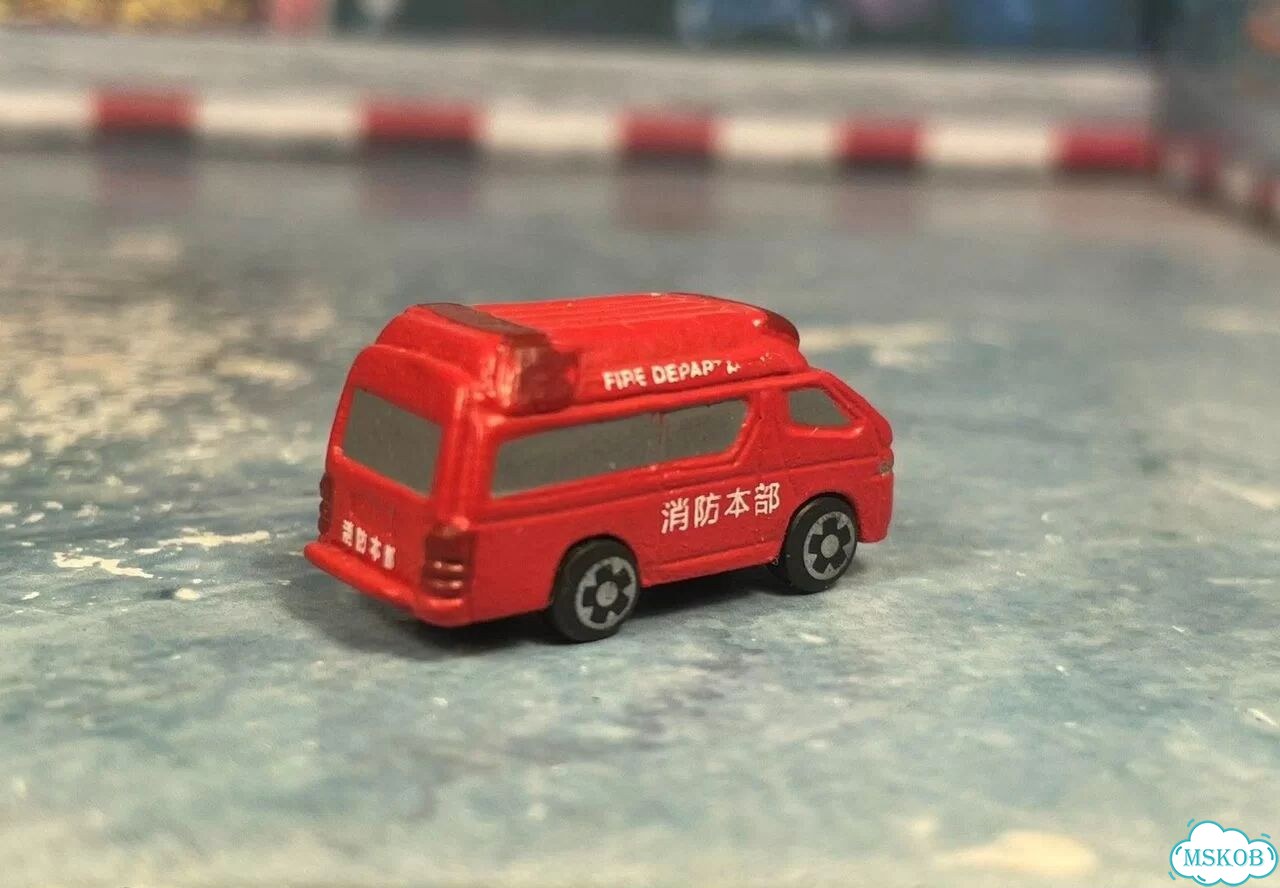 Toyota hiace 1/200 резина china фото 2