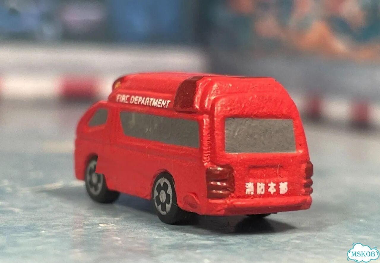 Toyota hiace 1/200 резина china фото 6