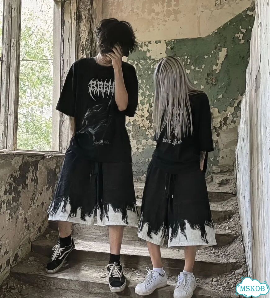 Шорты balenciaga raver distressed type в наличии фото 4
