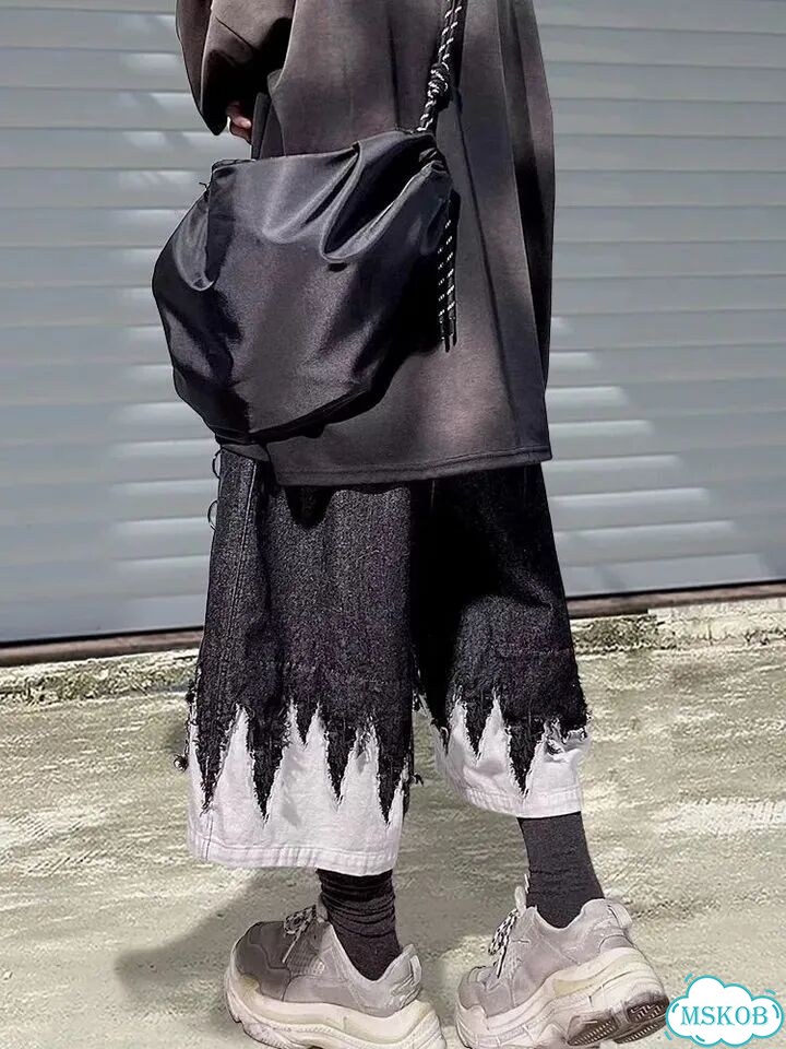 Шорты balenciaga raver distressed type в наличии фото 5