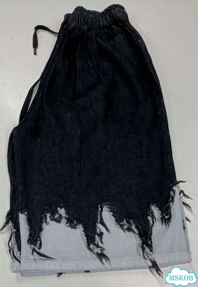 Шорты balenciaga raver distressed type в наличии фото 7