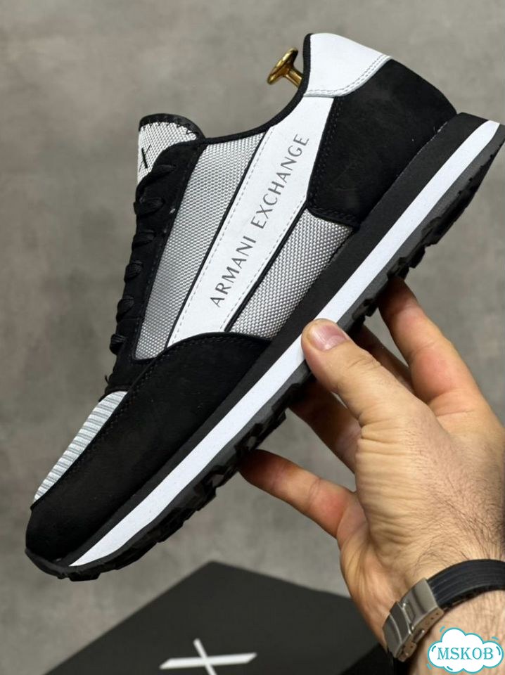 Кроссовки Armani Exchange фото 3