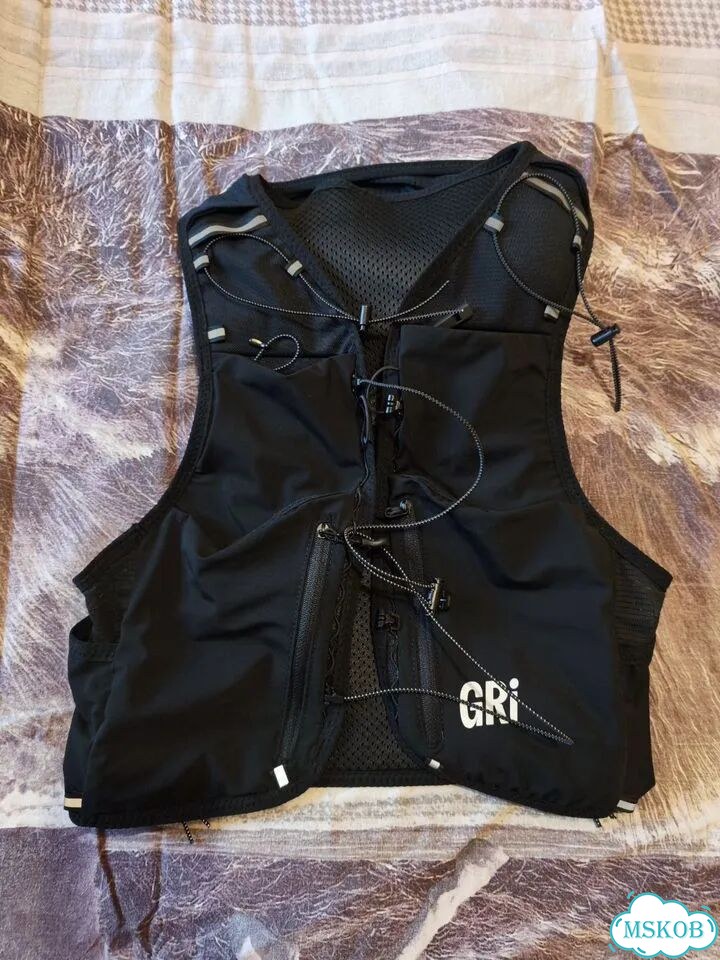 Беговой жилет GRi 5 литров, L/XL фото 2