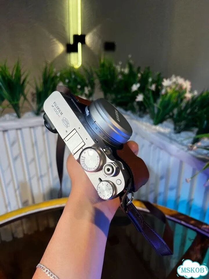 Fujifilm x100vi silver фото 5