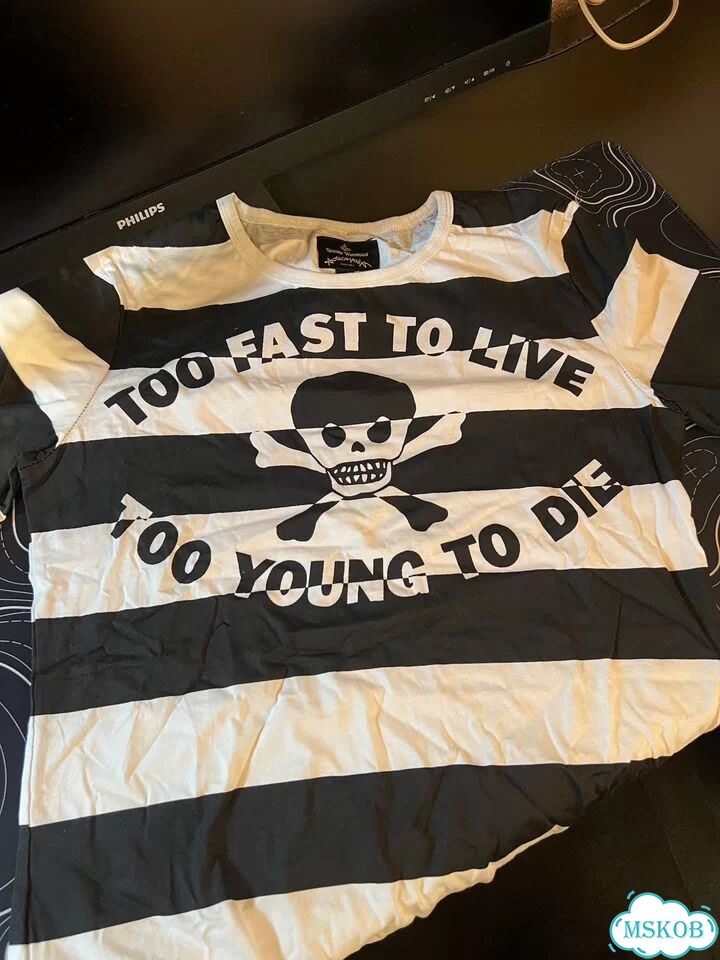 Футболка vivienne westwood too fast to live фото 1
