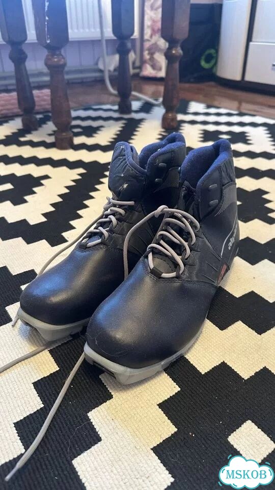 Лыжные ботинки 2 пары фото 5