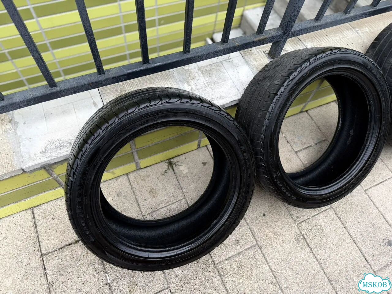 Goodyear Eagle Sport 225/45 R17 94W фото 6