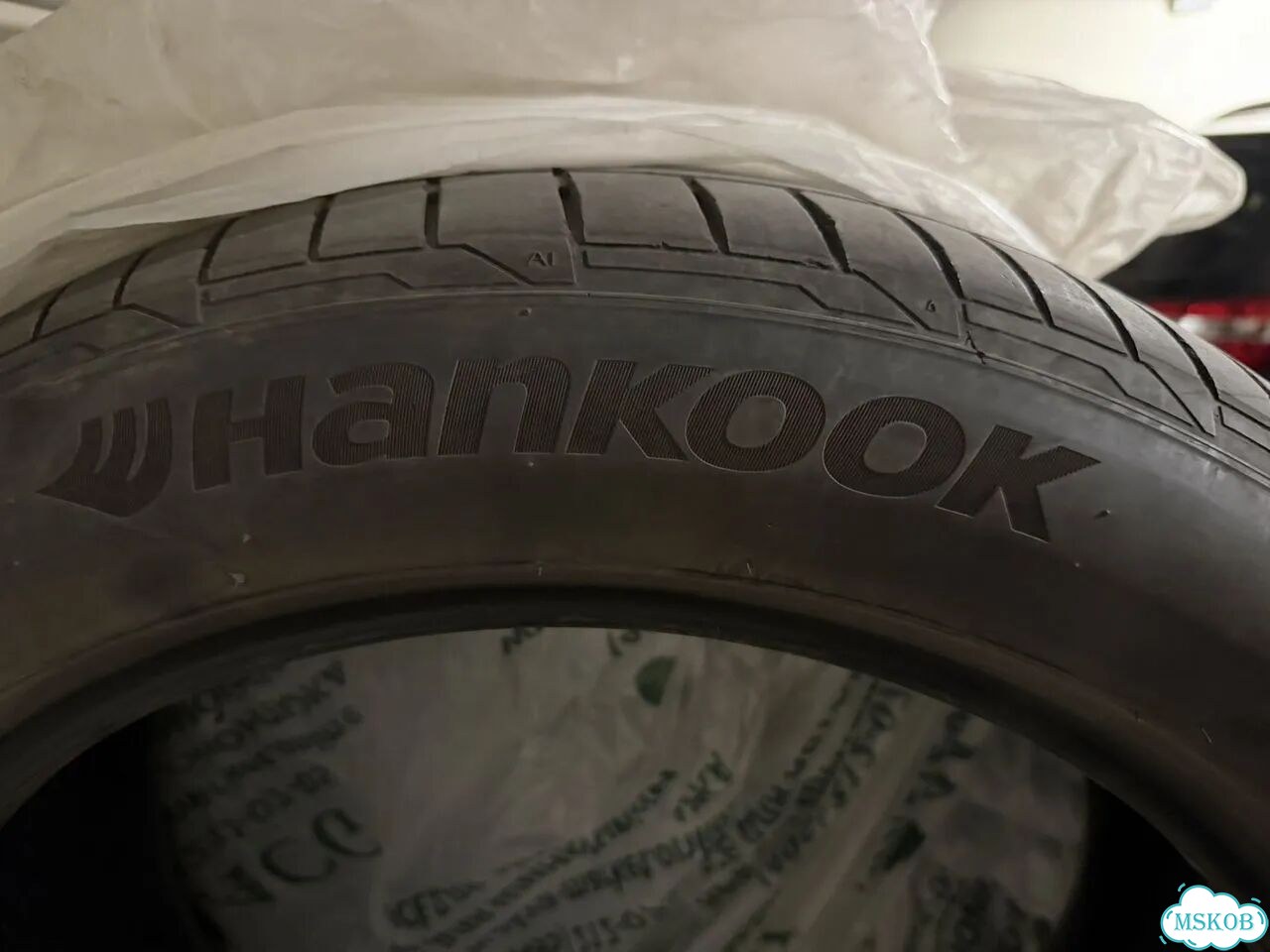 Hankook Ventus S1 Evo 3 EV K127E 235/50 R20 и 255/45 R20 100T фото 3
