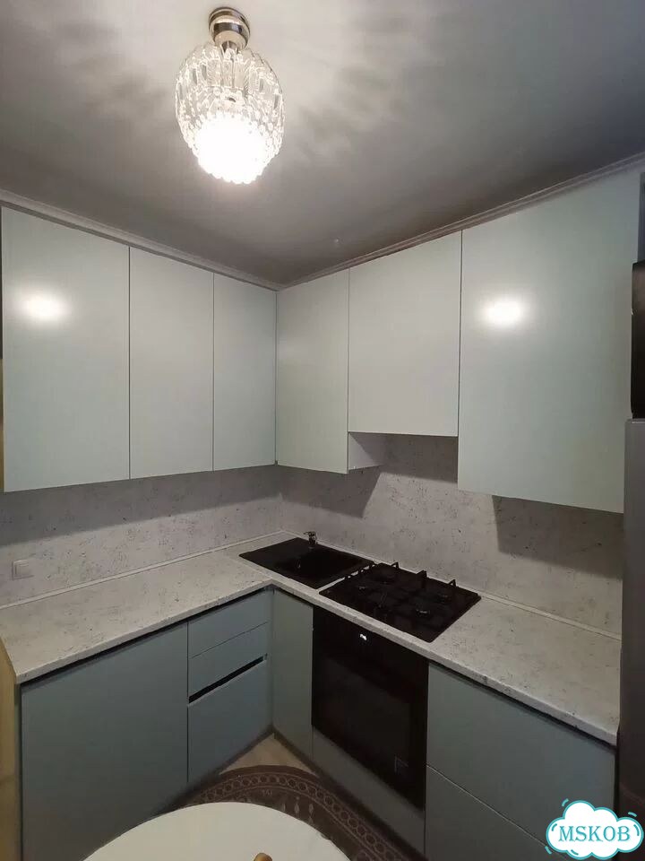 Кухня в небольшую квартиру фото 4
