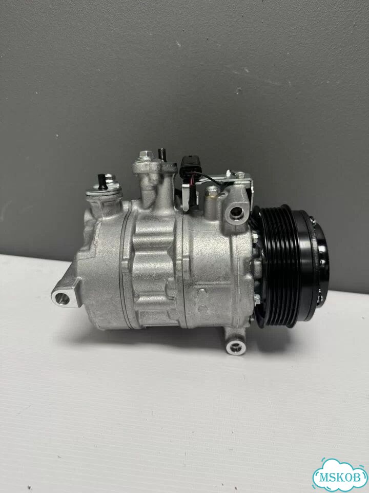 Компрессор кондиционера Mercedes W205 А0032306911 фото 3