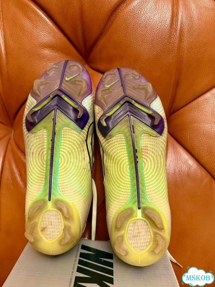 Бутсы nike mercurial cr7 фото 7