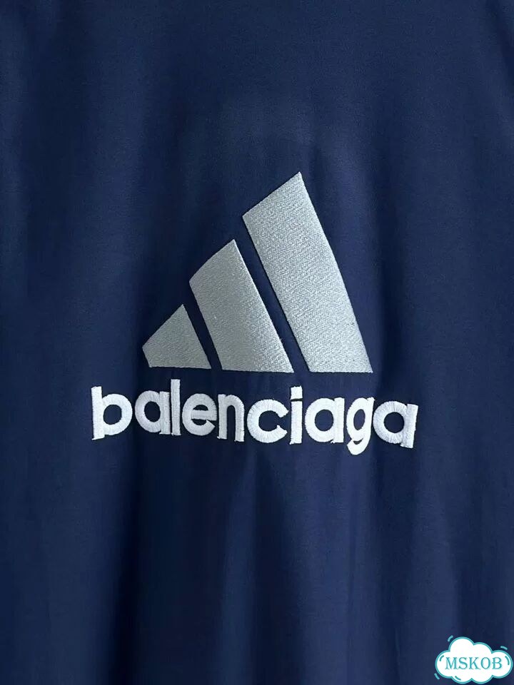 Футболка Balenciaga фото 4