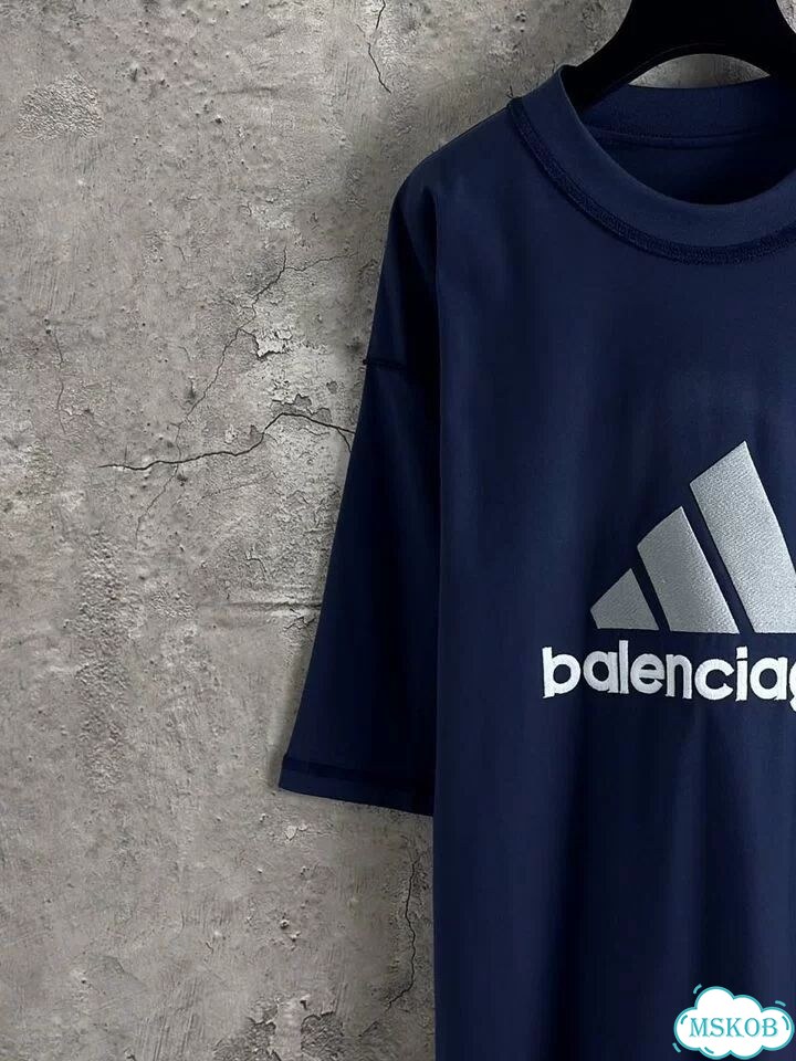 Футболка Balenciaga фото 6