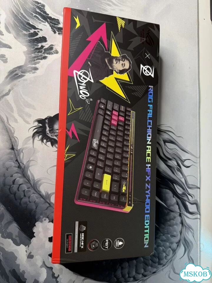 Asus ROG Falchion Ace HFX ZywOo Edition клавиатура фото 3