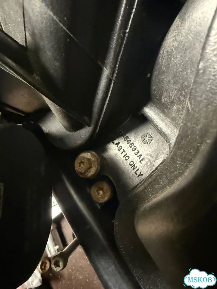 Впускной коллектор в сборе dodge journey фото 2