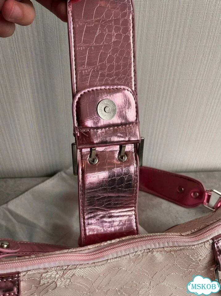 Guess type сумка розовая y2k 2000s glam вайб ретро фото 4