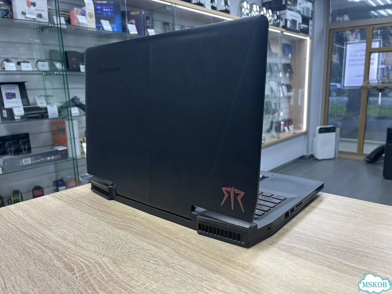 Lenovo Rescuer 15ISK фото 2